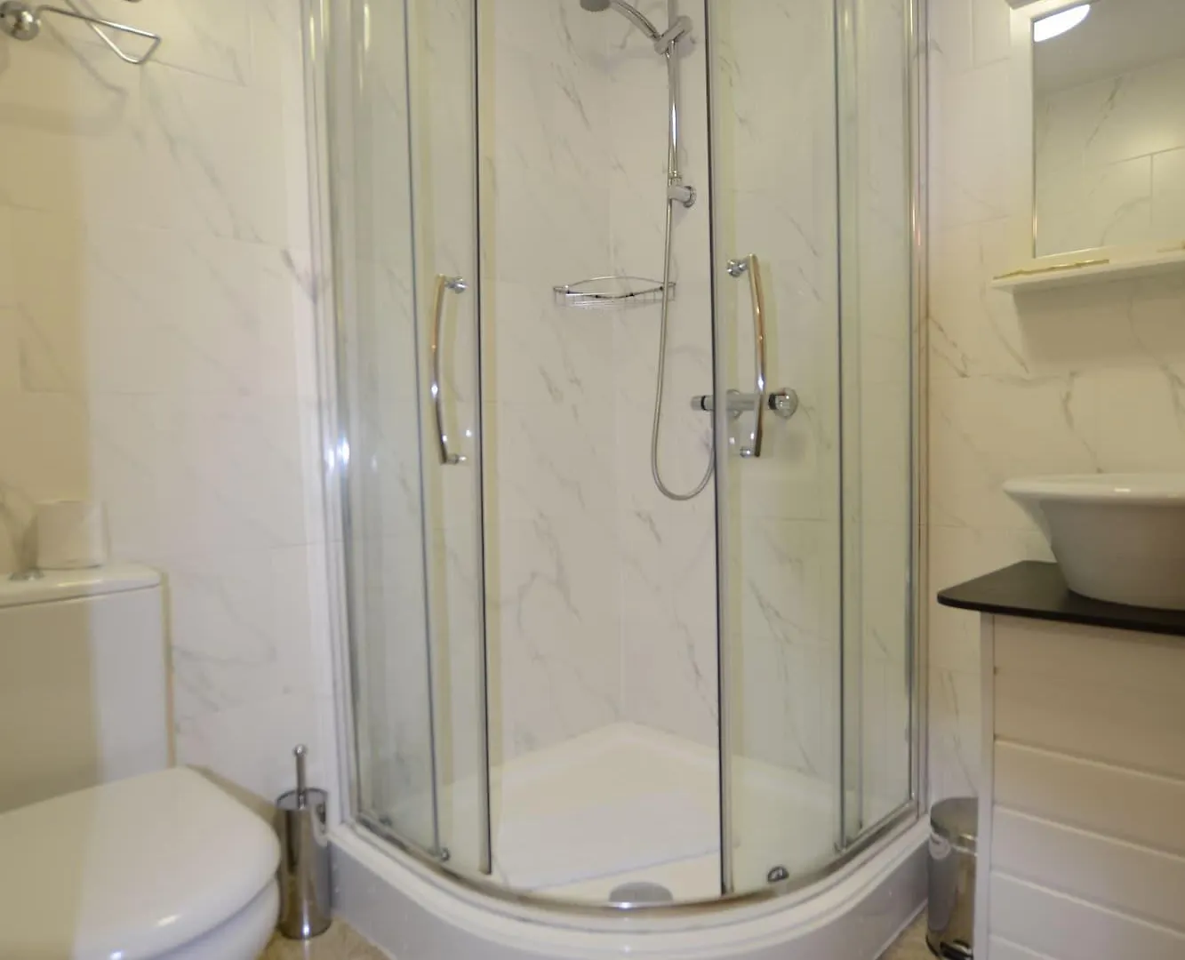 אילפורד Cranbrook Hotel