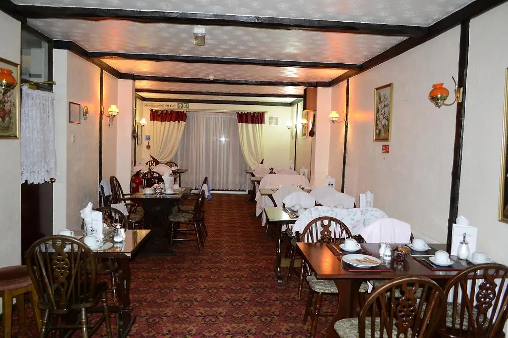 אילפורד Cranbrook Hotel 2*,  בריטניה