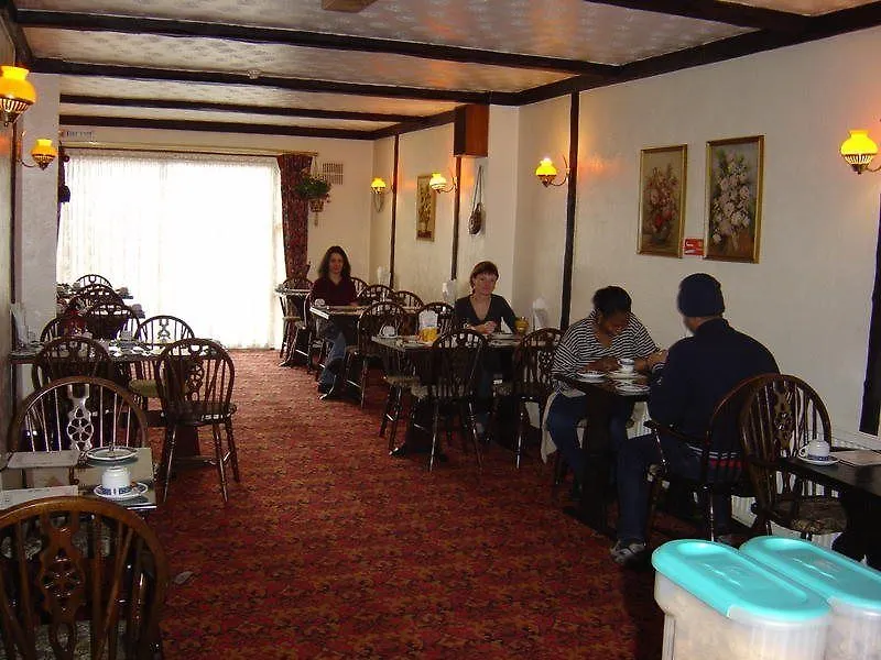 אילפורד Cranbrook Hotel