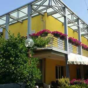 Illi Hotel