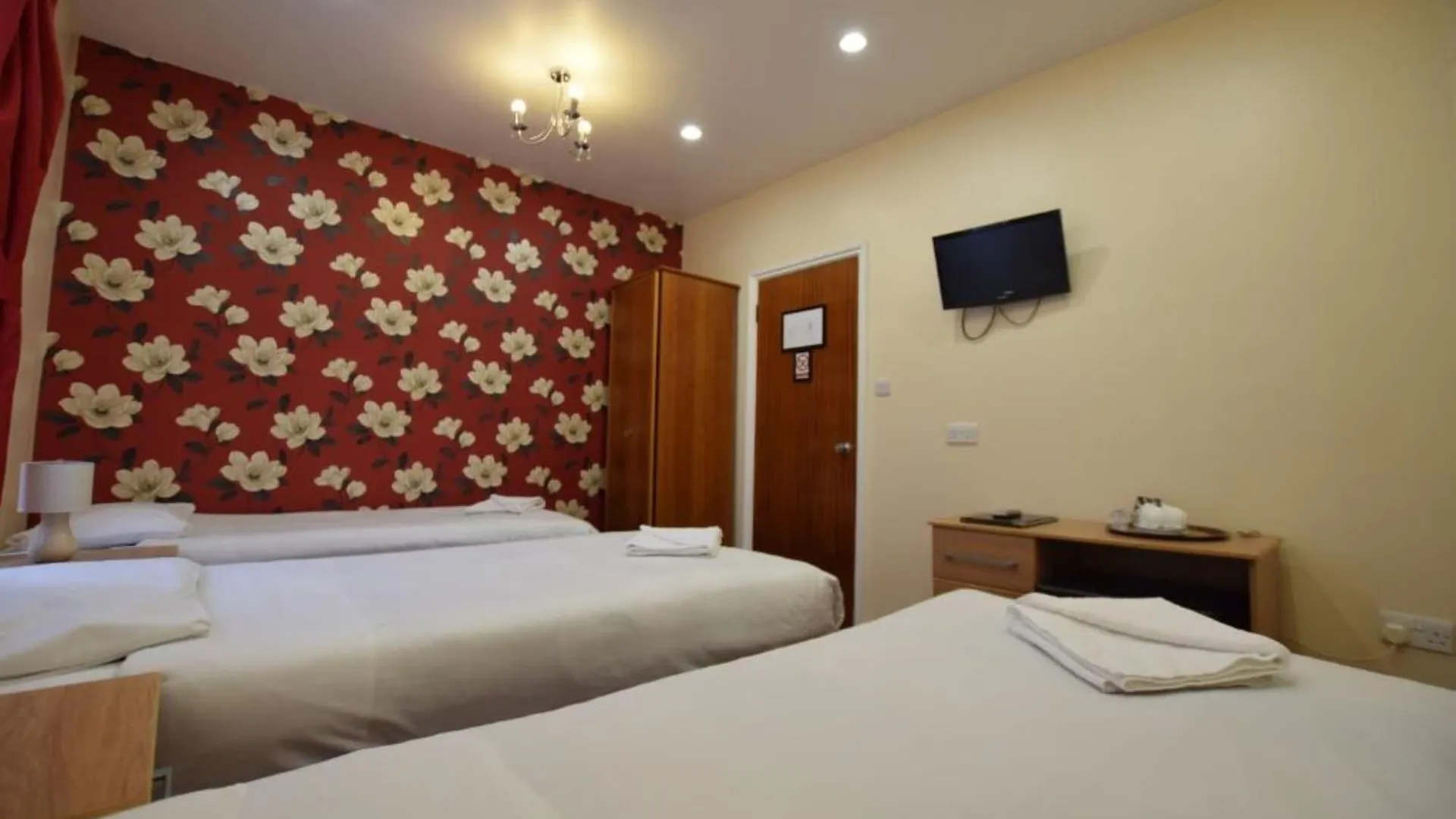 Cranbrook Hotel Ilford