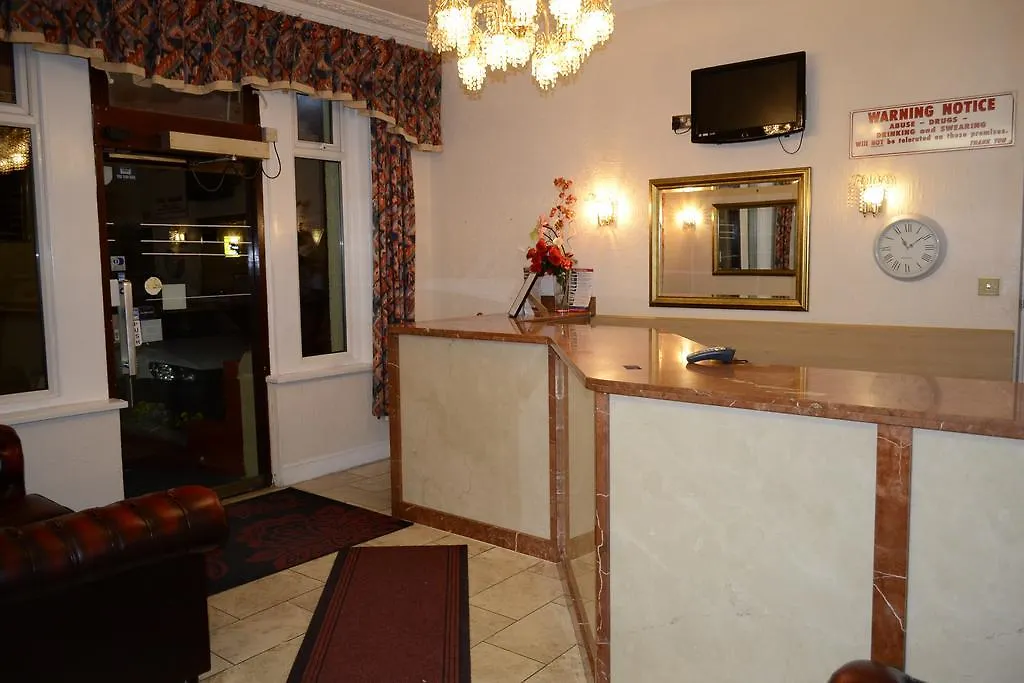 Cranbrook Hotel Ilford