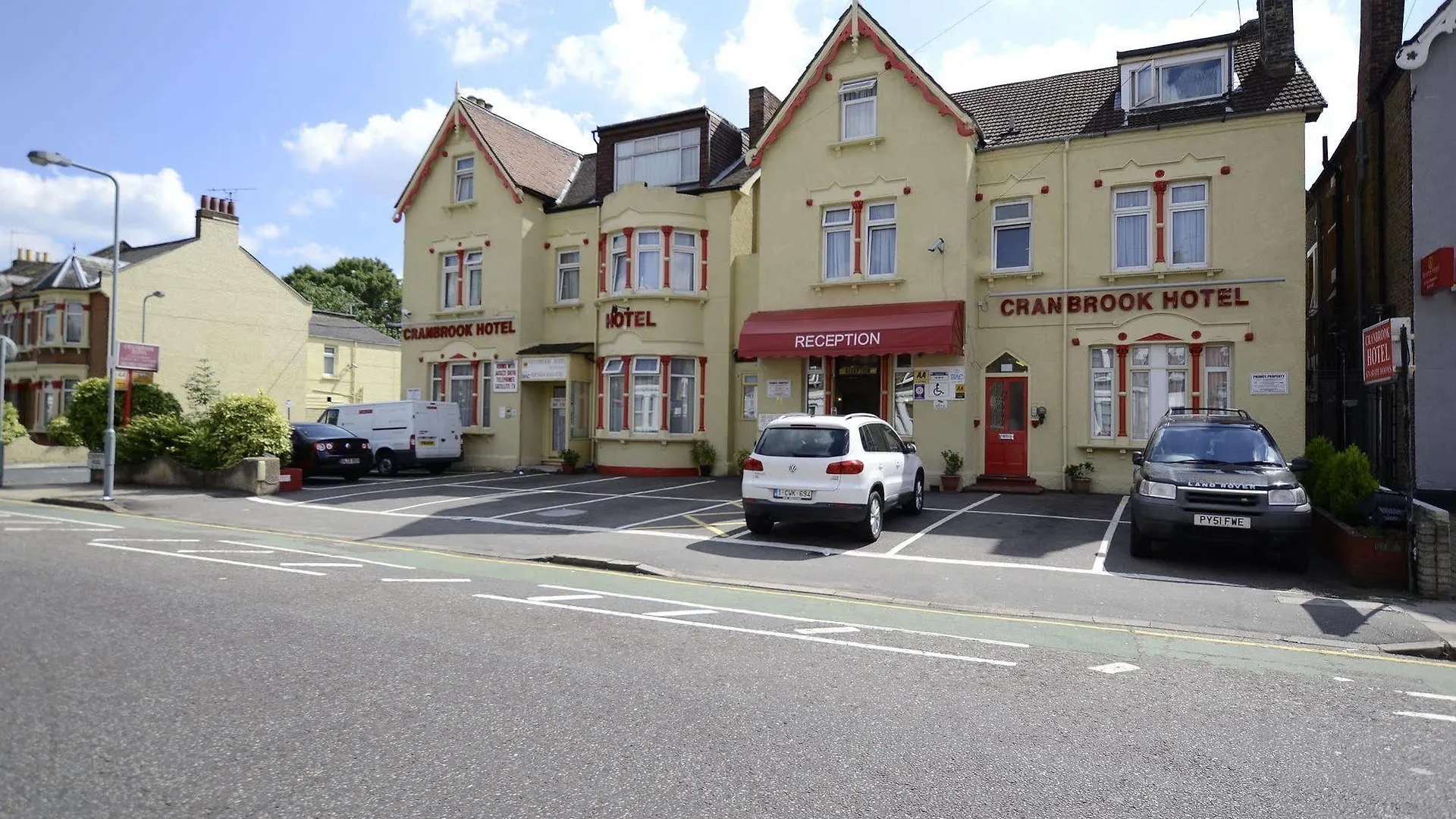 Cranbrook Hotel Ilford